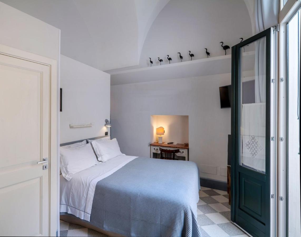 Palazzo Rollo Bed & Breakfast Lecce Dış mekan fotoğraf