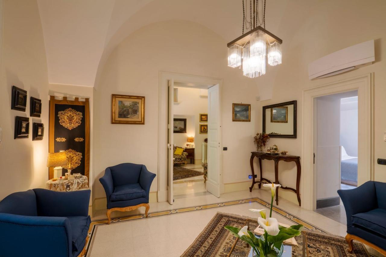 Palazzo Rollo Bed & Breakfast Lecce Dış mekan fotoğraf