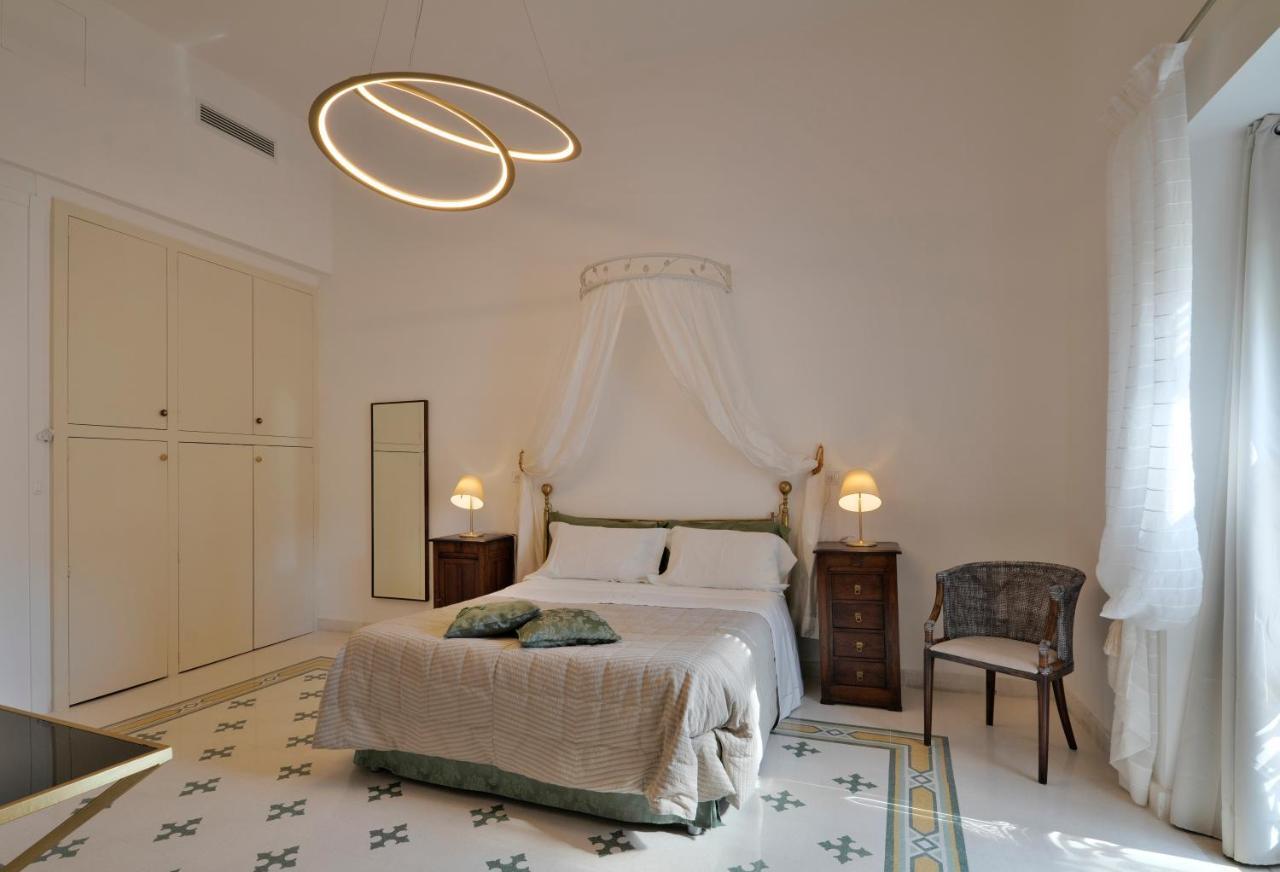 Palazzo Rollo Bed & Breakfast Lecce Dış mekan fotoğraf