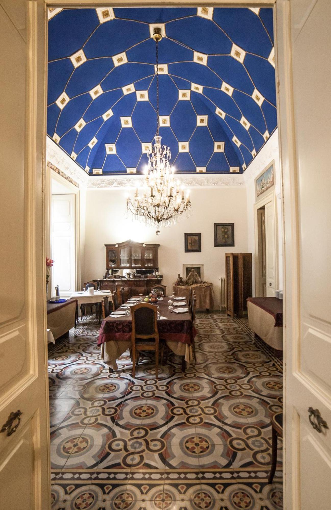 Palazzo Rollo Bed & Breakfast Lecce Dış mekan fotoğraf