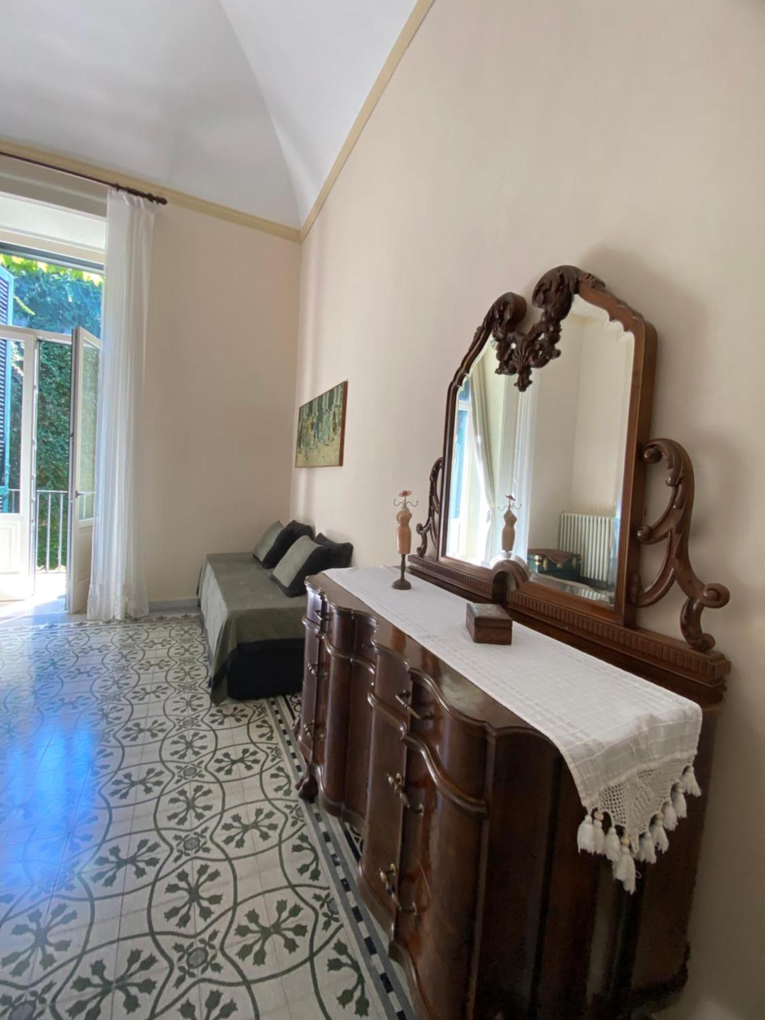Palazzo Rollo Bed & Breakfast Lecce Dış mekan fotoğraf