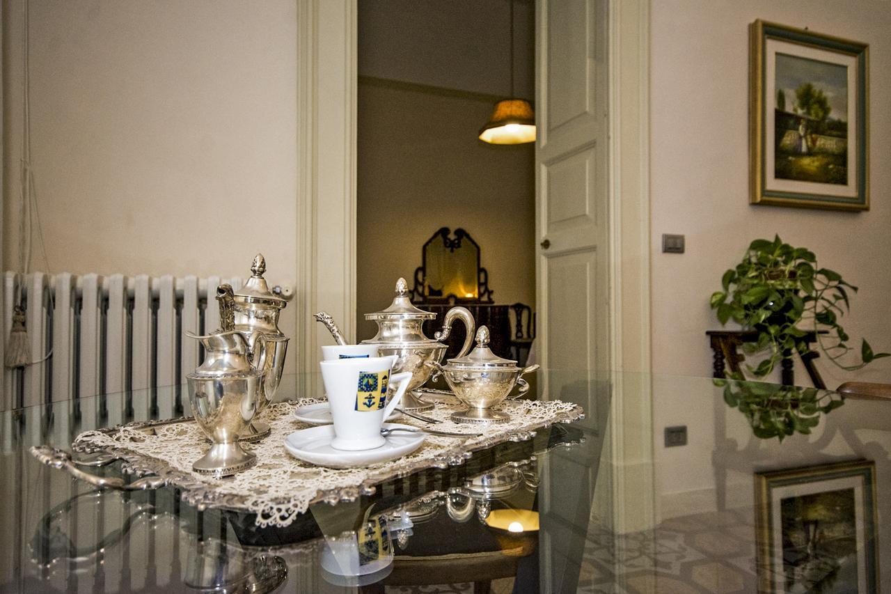 Palazzo Rollo Bed & Breakfast Lecce Dış mekan fotoğraf