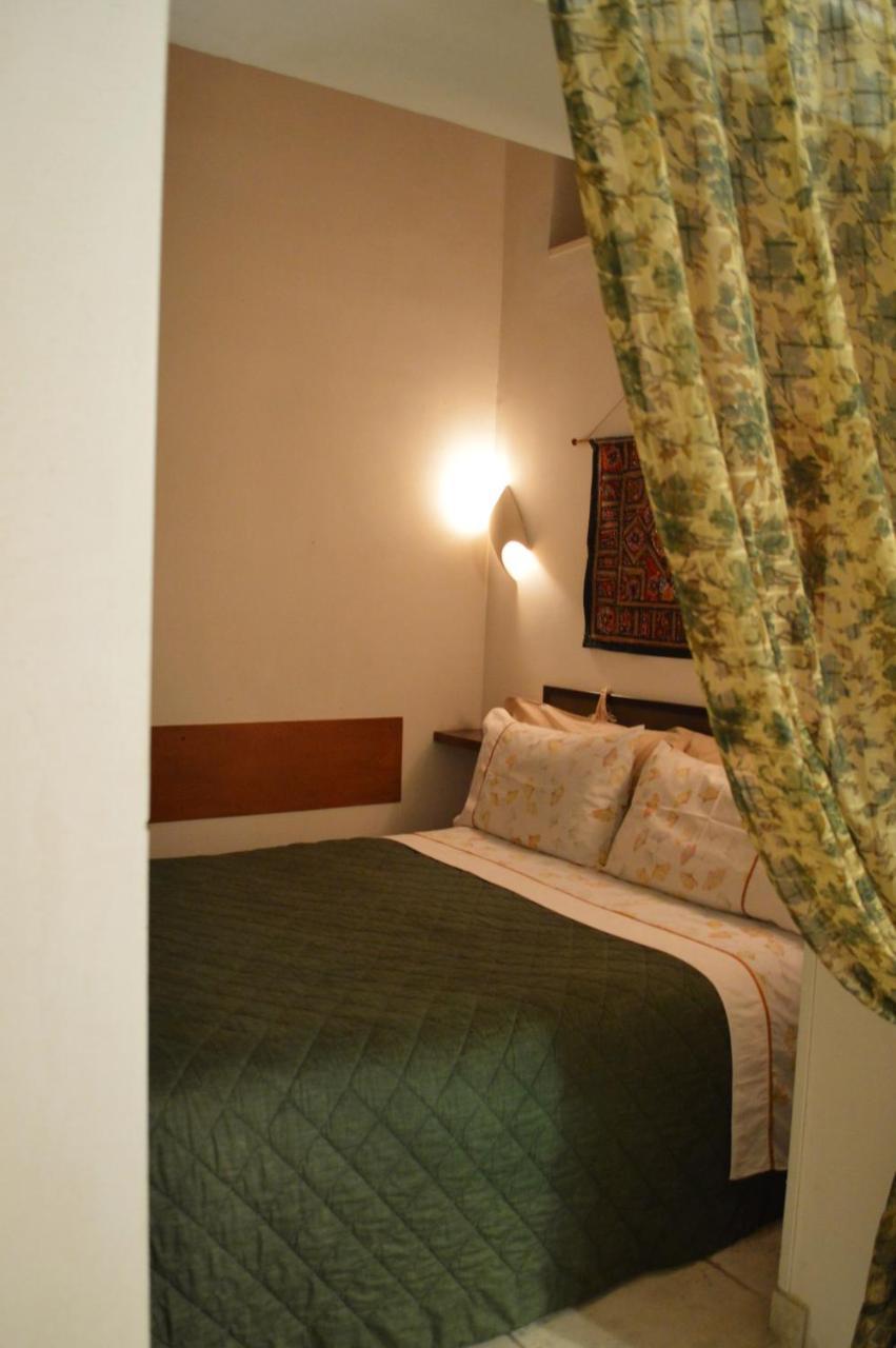 Palazzo Rollo Bed & Breakfast Lecce Dış mekan fotoğraf